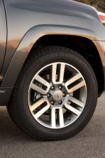 Toyota 4Runner Limited 2010 года